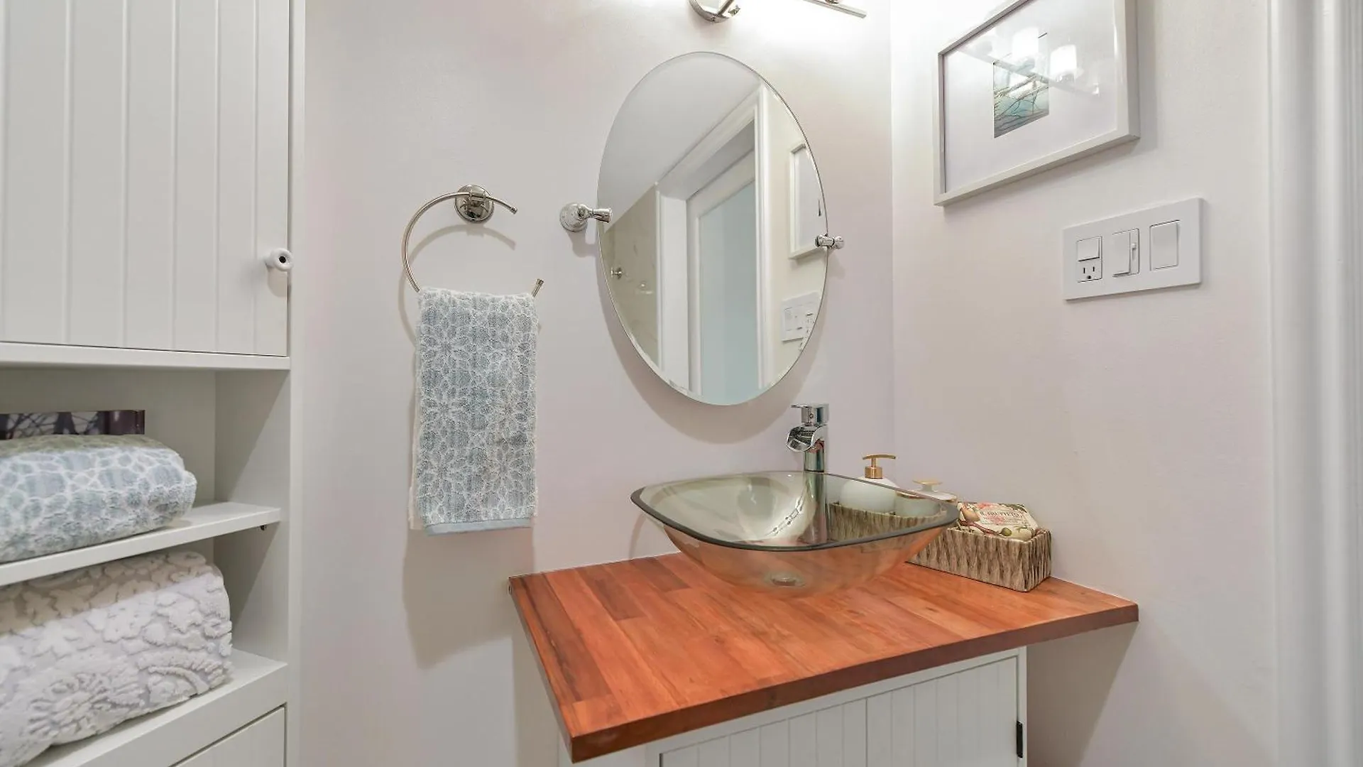 Skyview Executive Stay Victoria Canada